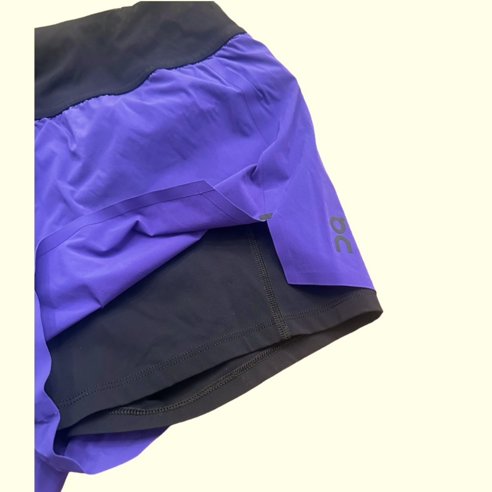 On Cloud Running Shorts - image 3